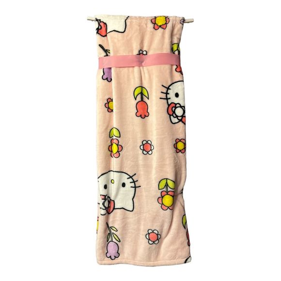 Hello Kitty Spring Flowers Light Pink Plush Throw Blanket 50 X 70 Sanrio HTF NWT - Picture 2 of 5